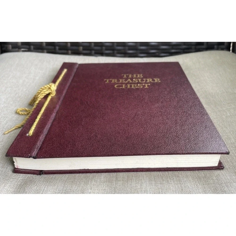 The Treasure Chest Charles L. Wallis 1965 Hardcover Book Vintage Inspirational